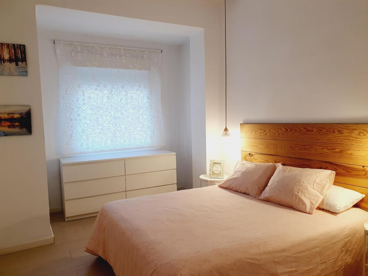 En Corts Flat Apartment Valencia Bagian luar foto