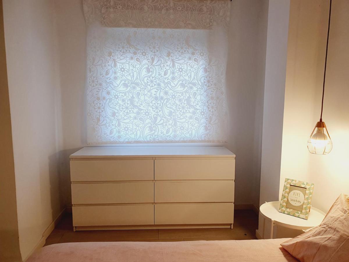En Corts Flat Apartment Valencia Bagian luar foto