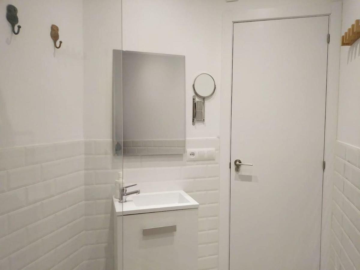 En Corts Flat Apartment Valencia Bagian luar foto